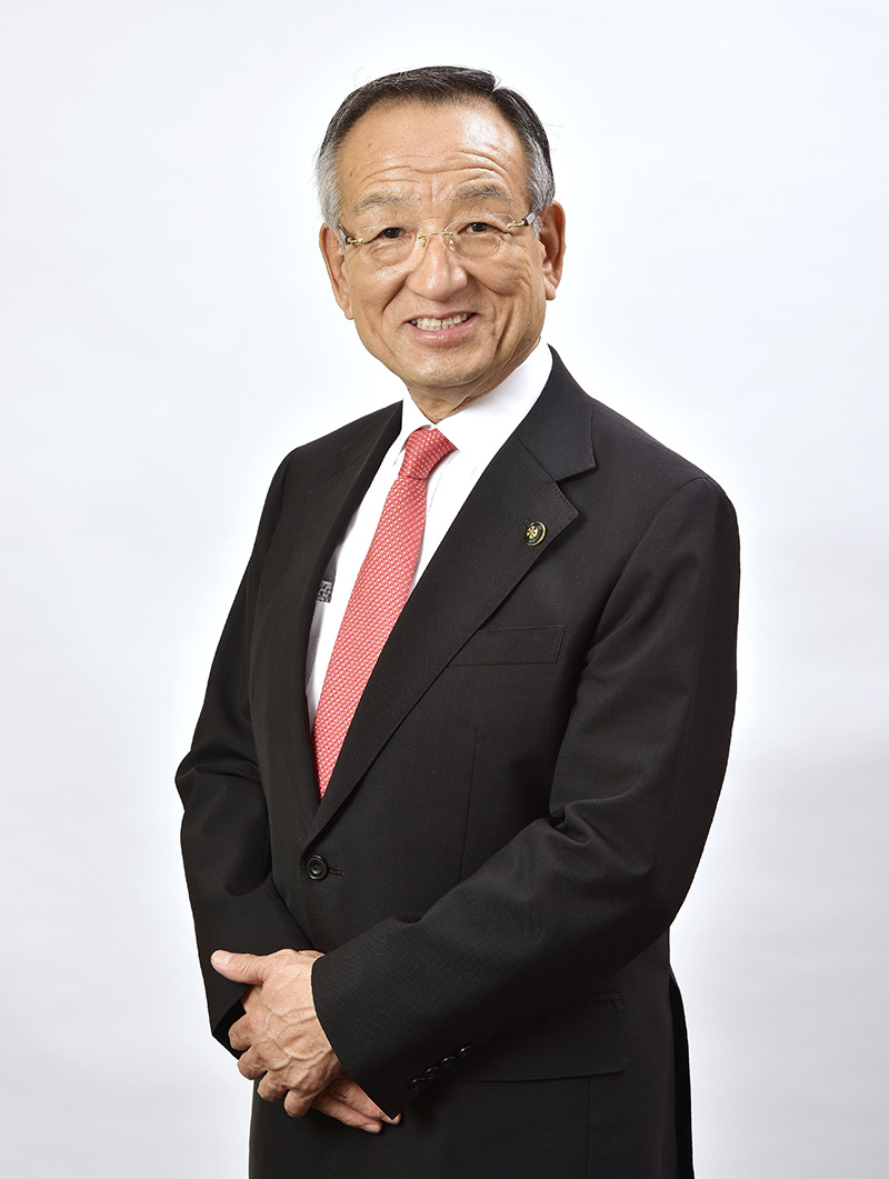 山梨市長　高木晴雄氏