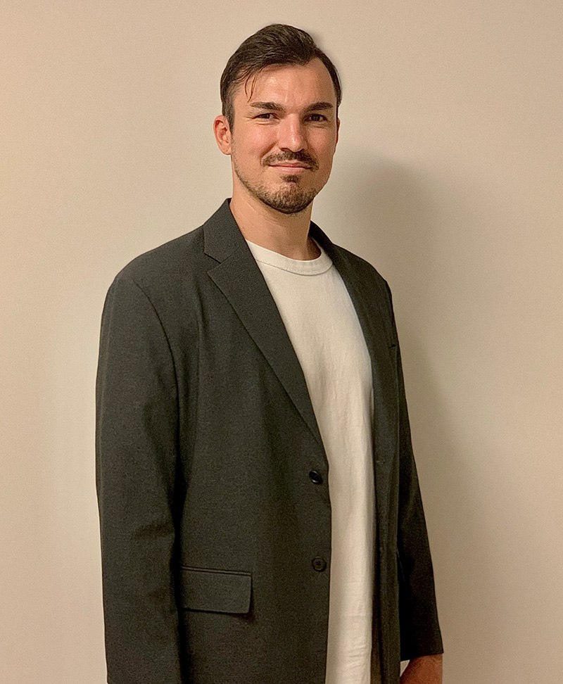 ハーフナーマイク 